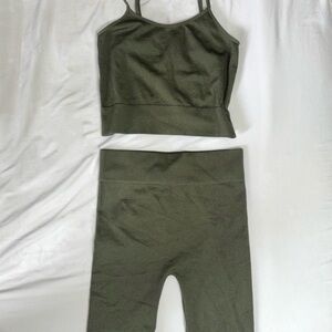Bozzolo Olive Green Two-Piece Set